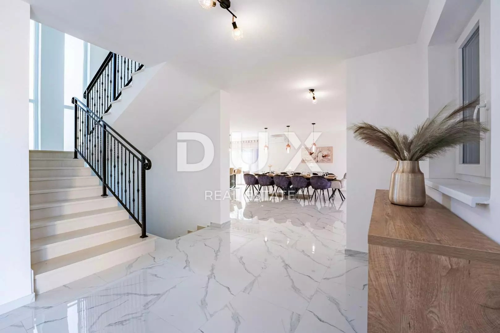 1733855099_krk-villa-3-01ce6d 5-bedroom Villa In Kras, Croatia (323 M²)