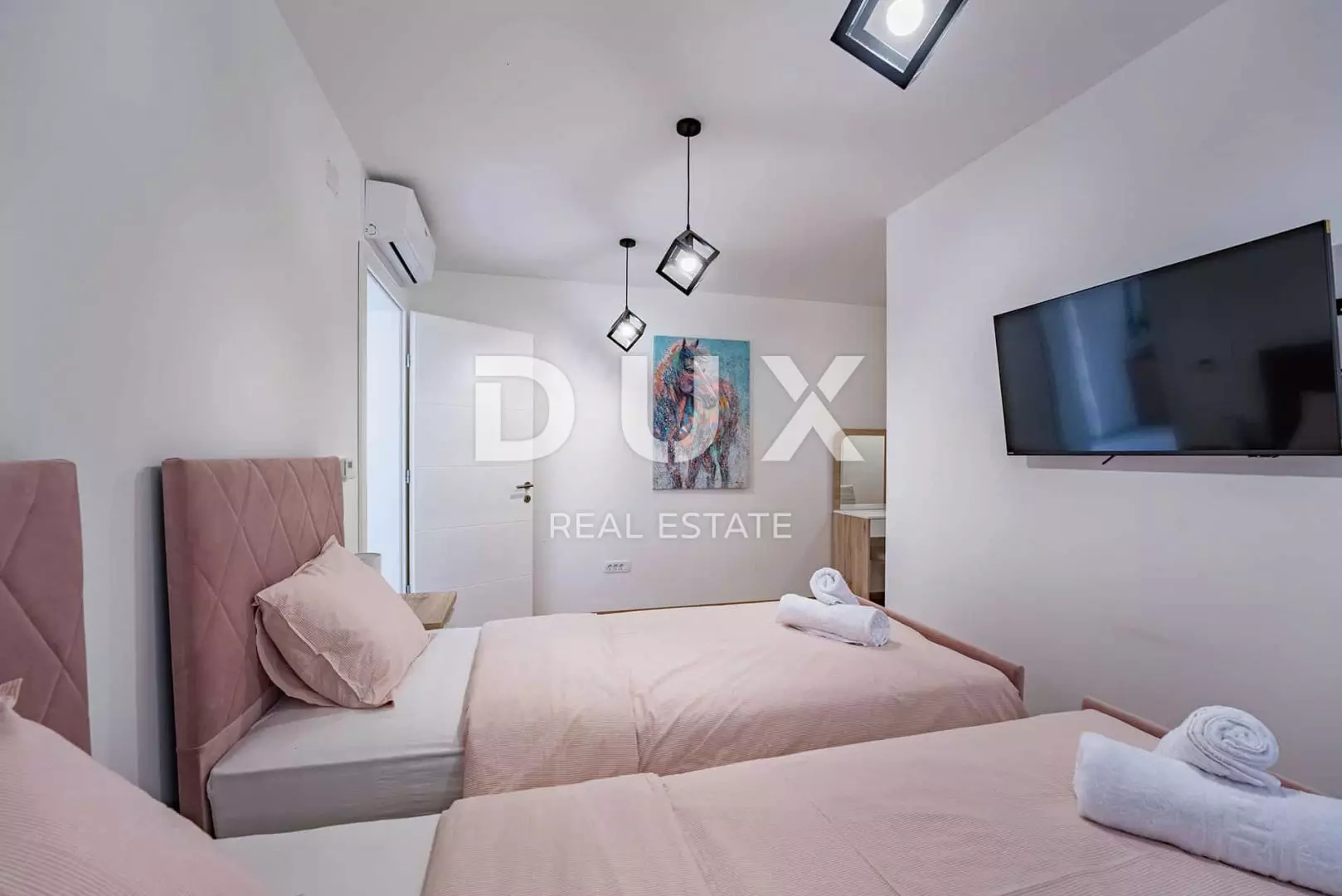 1733855116_krk-villa-6-c43cc2 5-bedroom Villa In Kras, Croatia (323 M²)