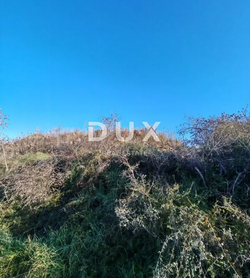 Land In Crvene Kuće, Croatia (1.197 M²)