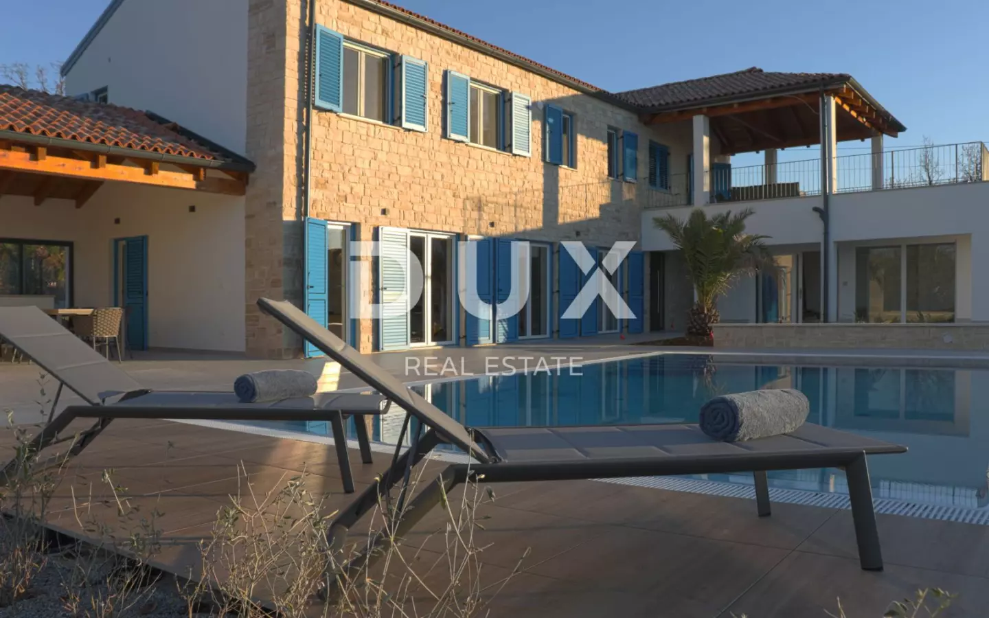 4-bedroom Villa In Višnjan, Croatia (300 M²)