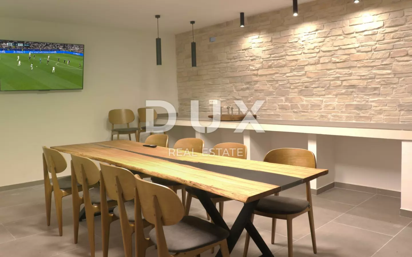 4-bedroom Villa In Višnjan, Croatia (300 M²)
