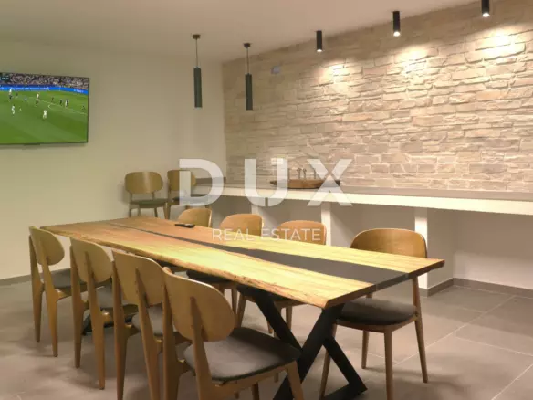 4-bedroom Villa In Višnjan, Croatia (300 M²)