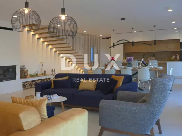 4-bedroom Villa In Višnjan, Croatia (300 M²)