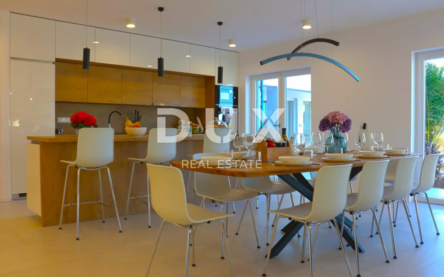 4-bedroom Villa In Višnjan, Croatia (300 M²)
