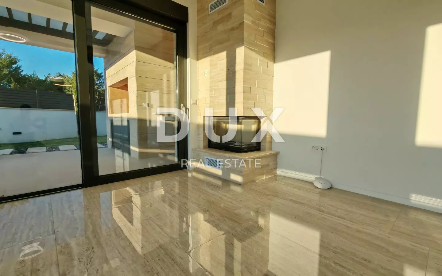 4-bedroom Villa In Zaton, Croatia (227,49 M²)