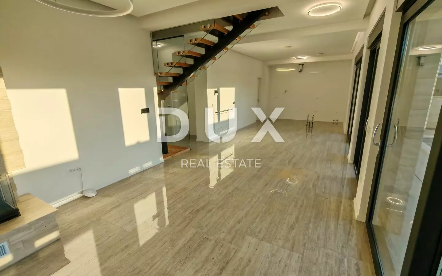4-bedroom Villa In Zaton, Croatia (227,49 M²)