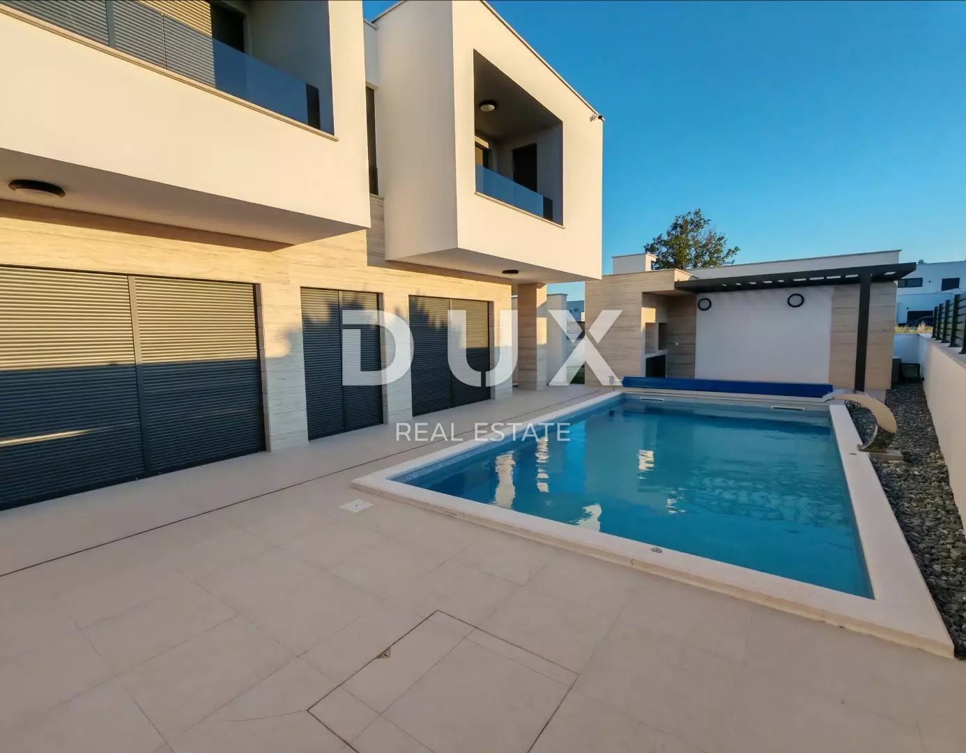 4-bedroom Villa In Zaton, Croatia (227,49 M²)