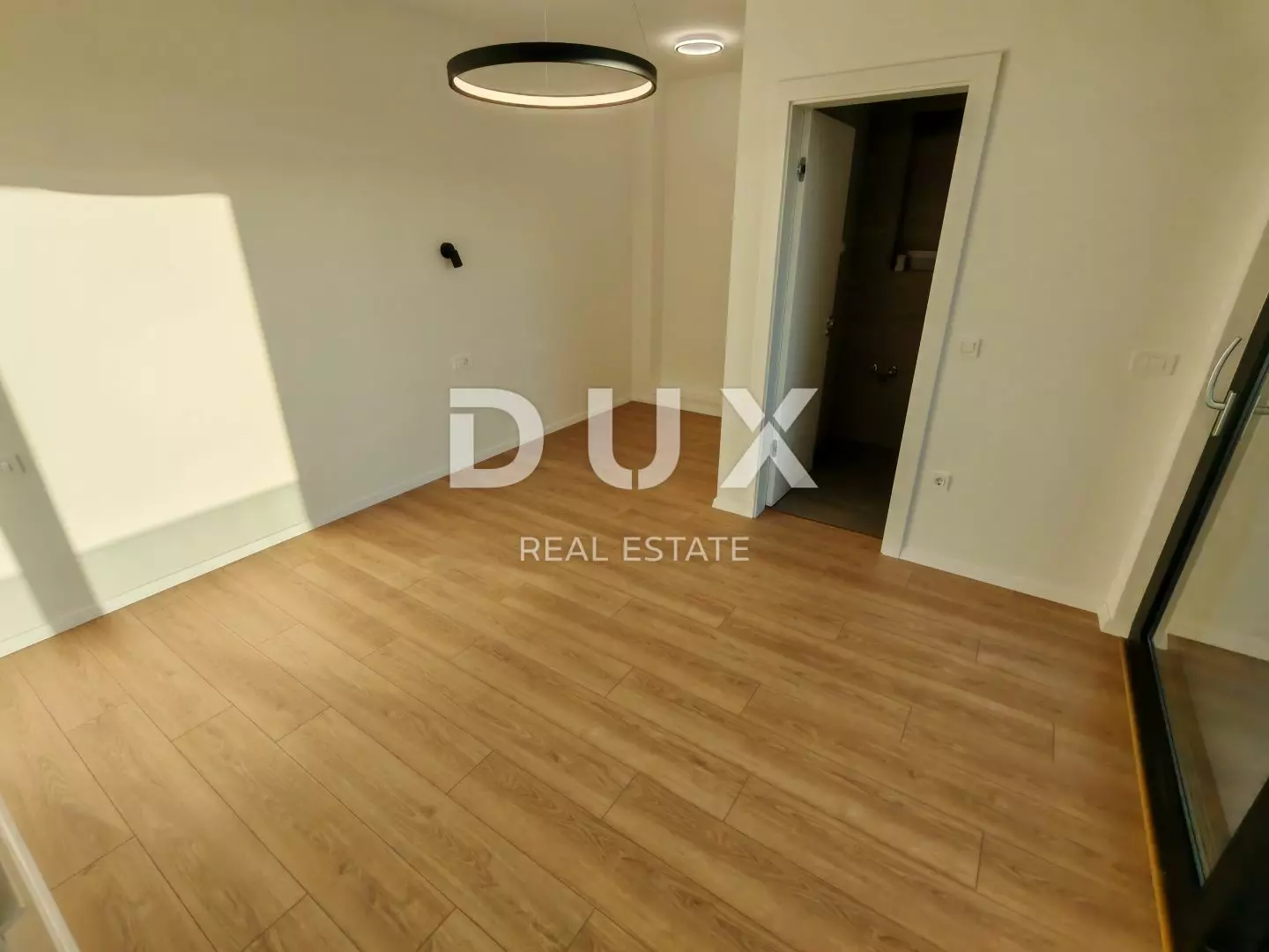 4-bedroom Villa In Zaton, Croatia (220,43 M²)