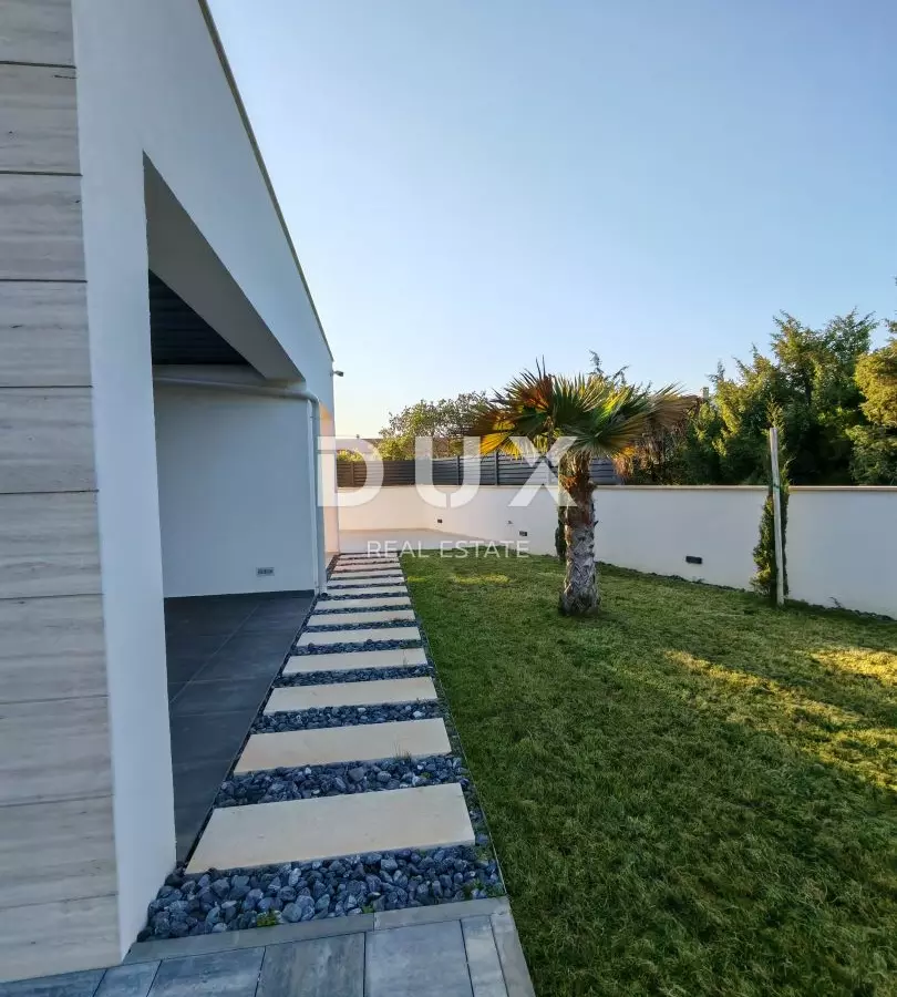 4-bedroom Villa In Zaton, Croatia (220,43 M²)