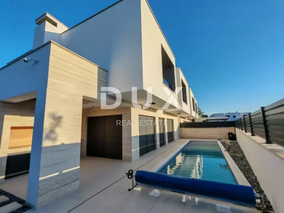 4-bedroom Villa In Zaton, Croatia (220,43 M²)