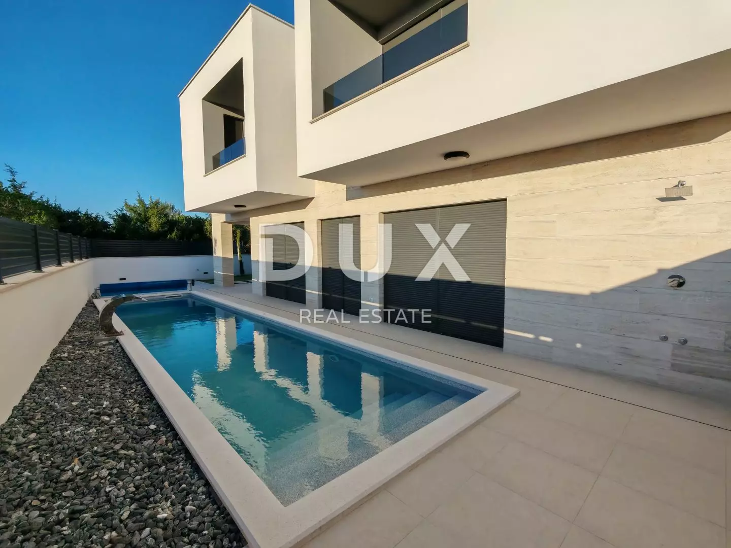 4-bedroom Villa In Zaton, Croatia (220,43 M²)