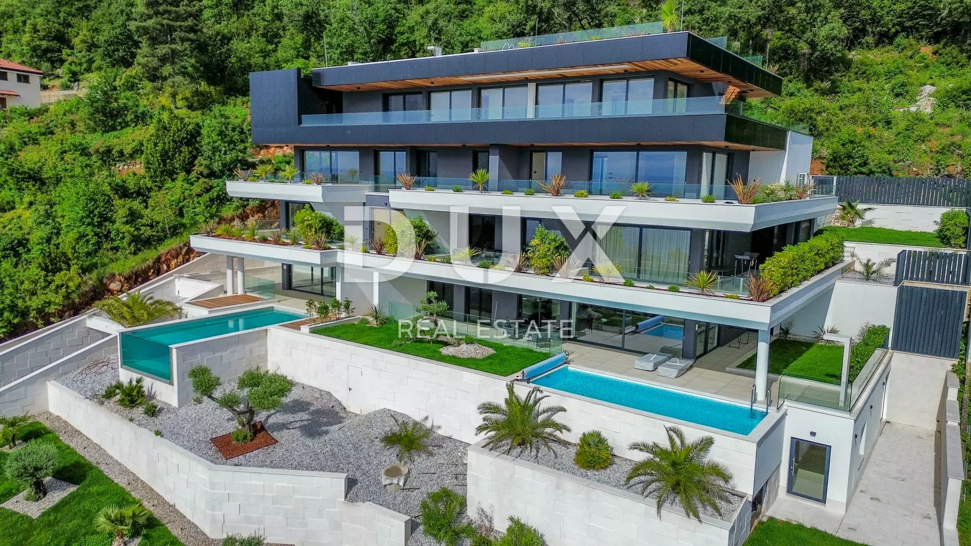 3-bedroom Apartment In Opatija – Centar, Croatia (217 M²)