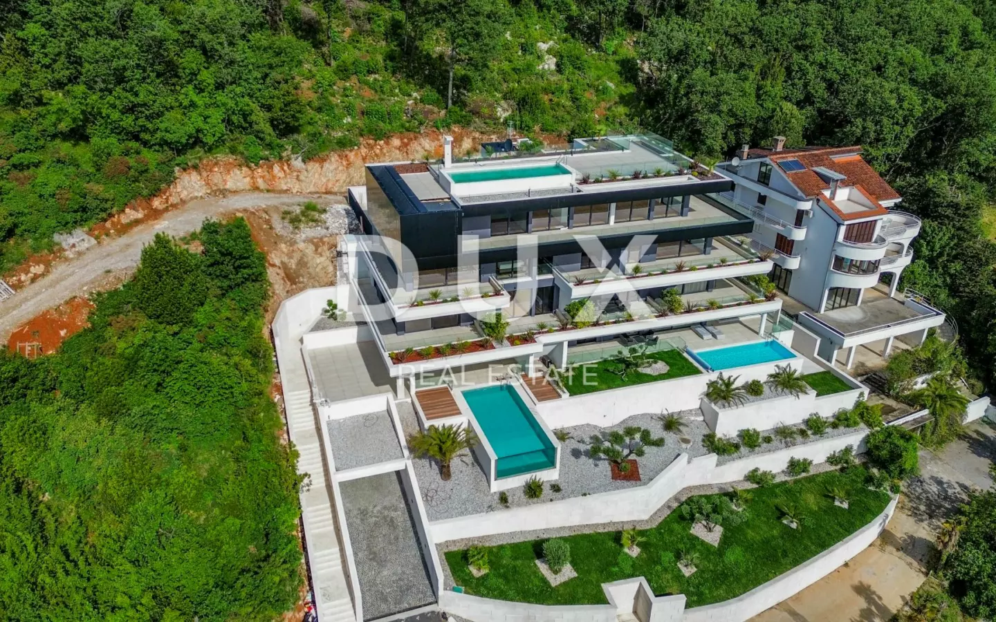 3-bedroom Apartment In Opatija – Centar, Croatia (217 M²)