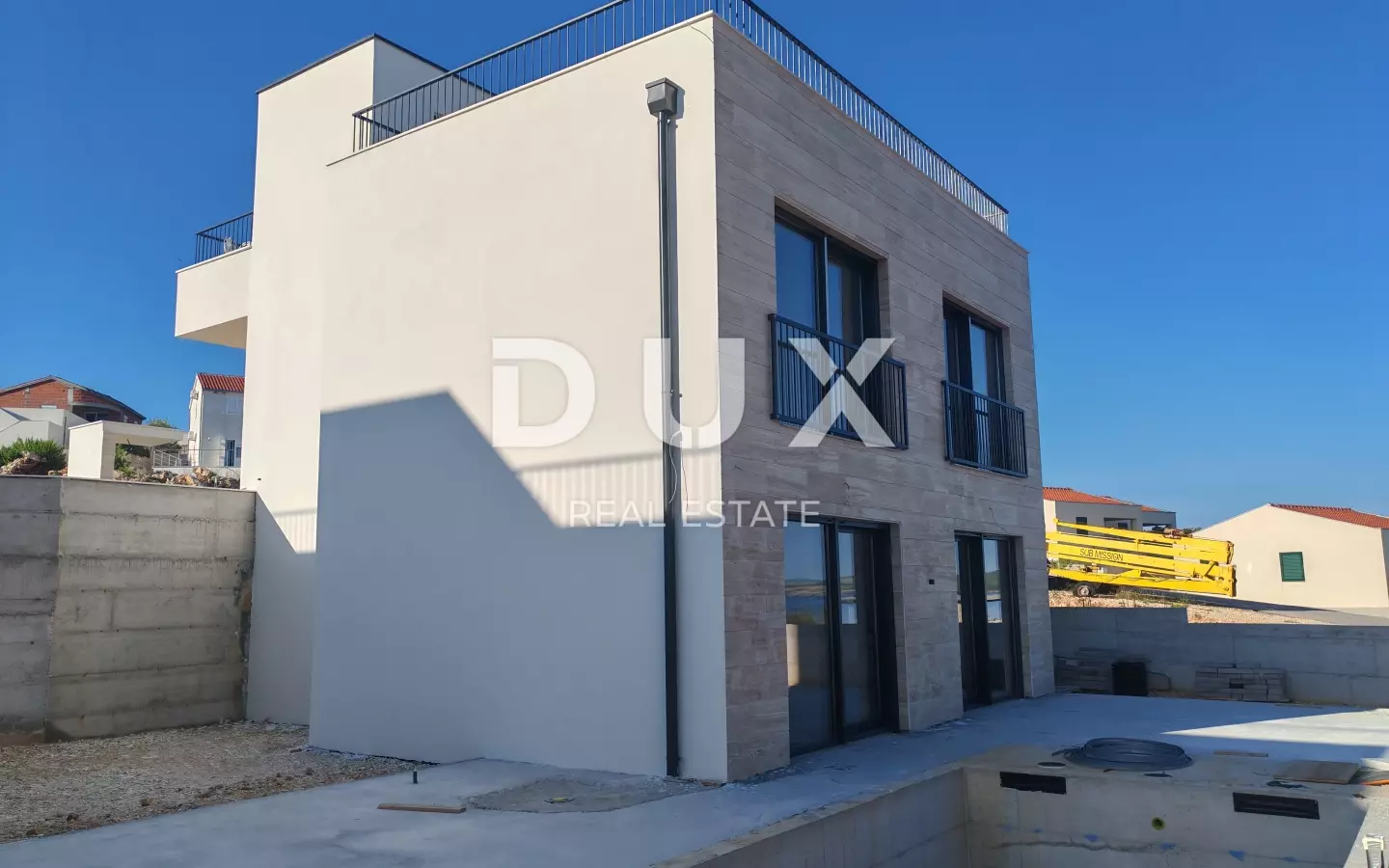 3-bedroom Villa In Novigrad, Croatia (175,94 M²)