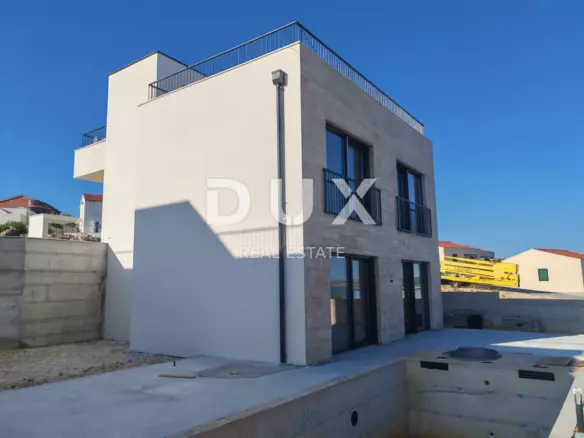 3-bedroom Villa In Novigrad, Croatia (175,94 M²)