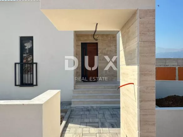 3-bedroom Villa In Novigrad, Croatia (175,94 M²)