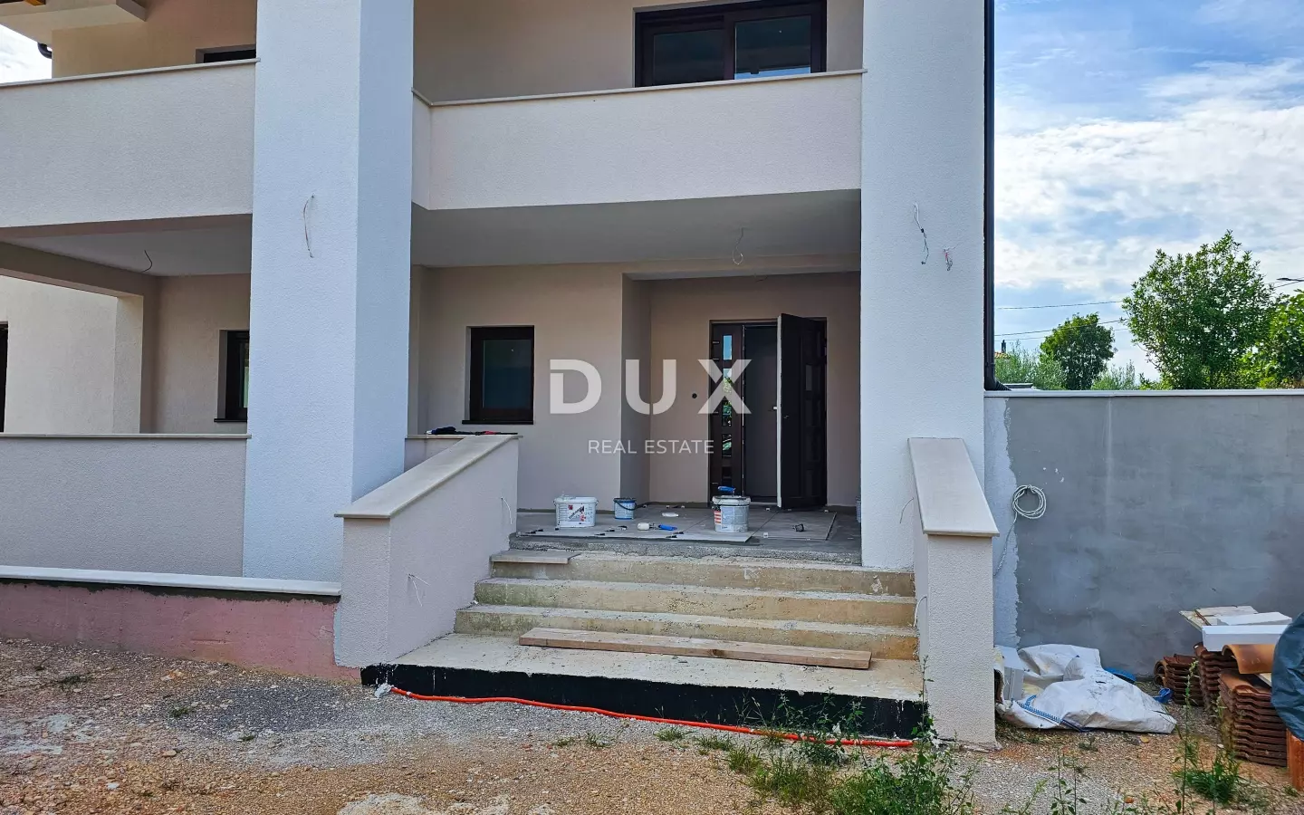 4-bedroom Villa In Dobrinj, Croatia (251 M²)