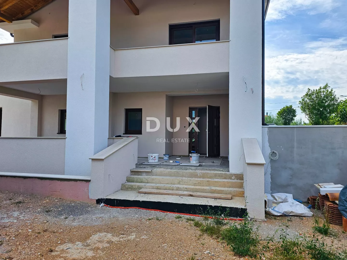 4-bedroom Villa In Dobrinj, Croatia (251 M²)