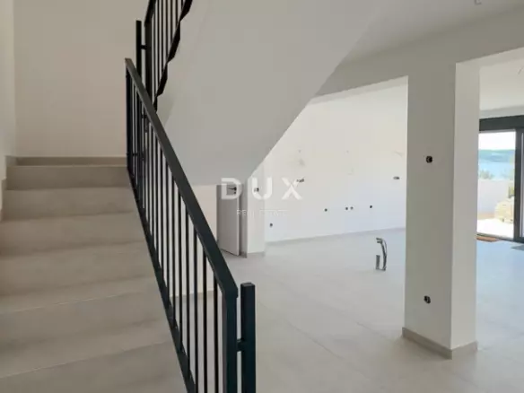 3-bedroom Villa In Novigrad, Croatia (175,94 M²)