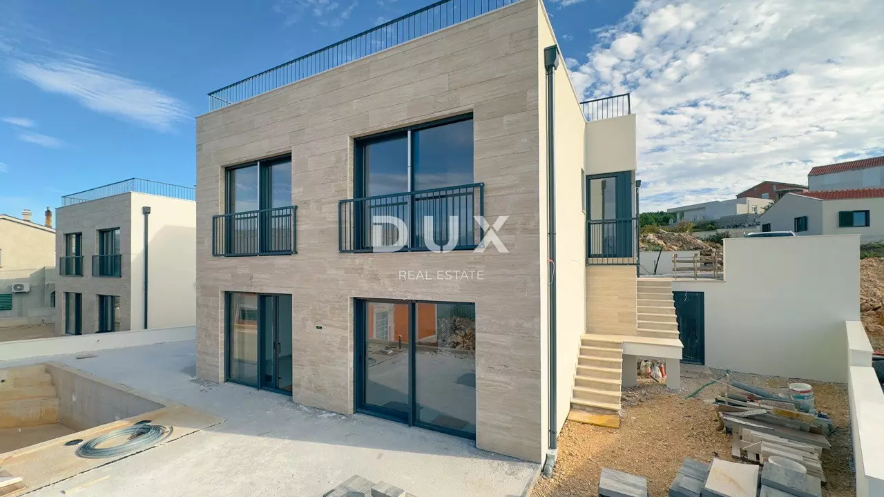 3-bedroom Villa In Novigrad, Croatia (175,94 M²)