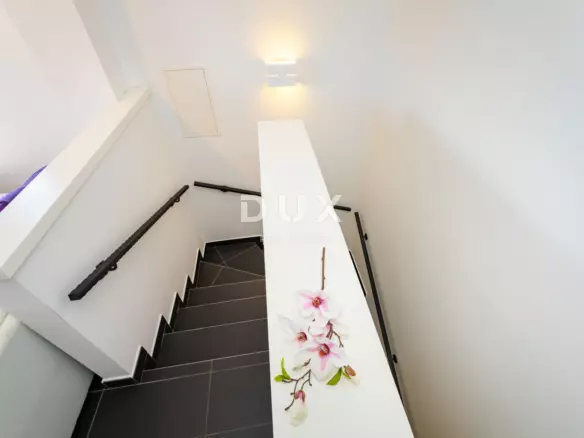 5-bedroom Detached House In Veli Iž, Croatia (208 M²)