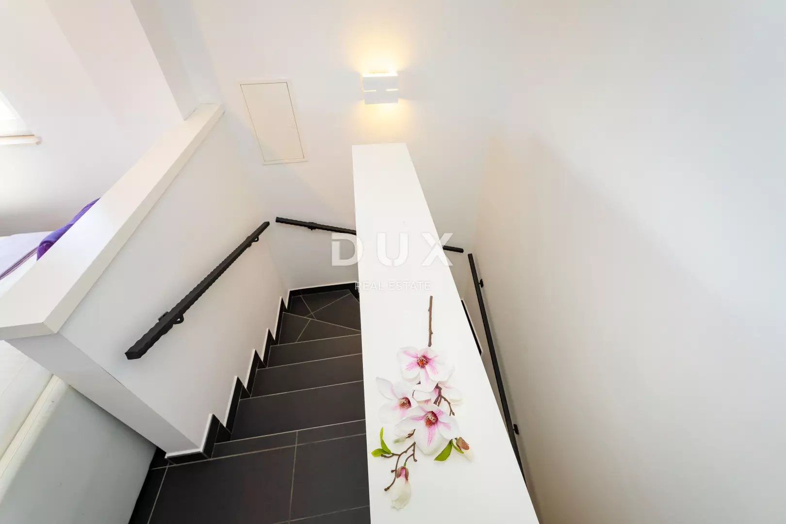 5-bedroom Detached House In Veli Iž, Croatia (208 M²)