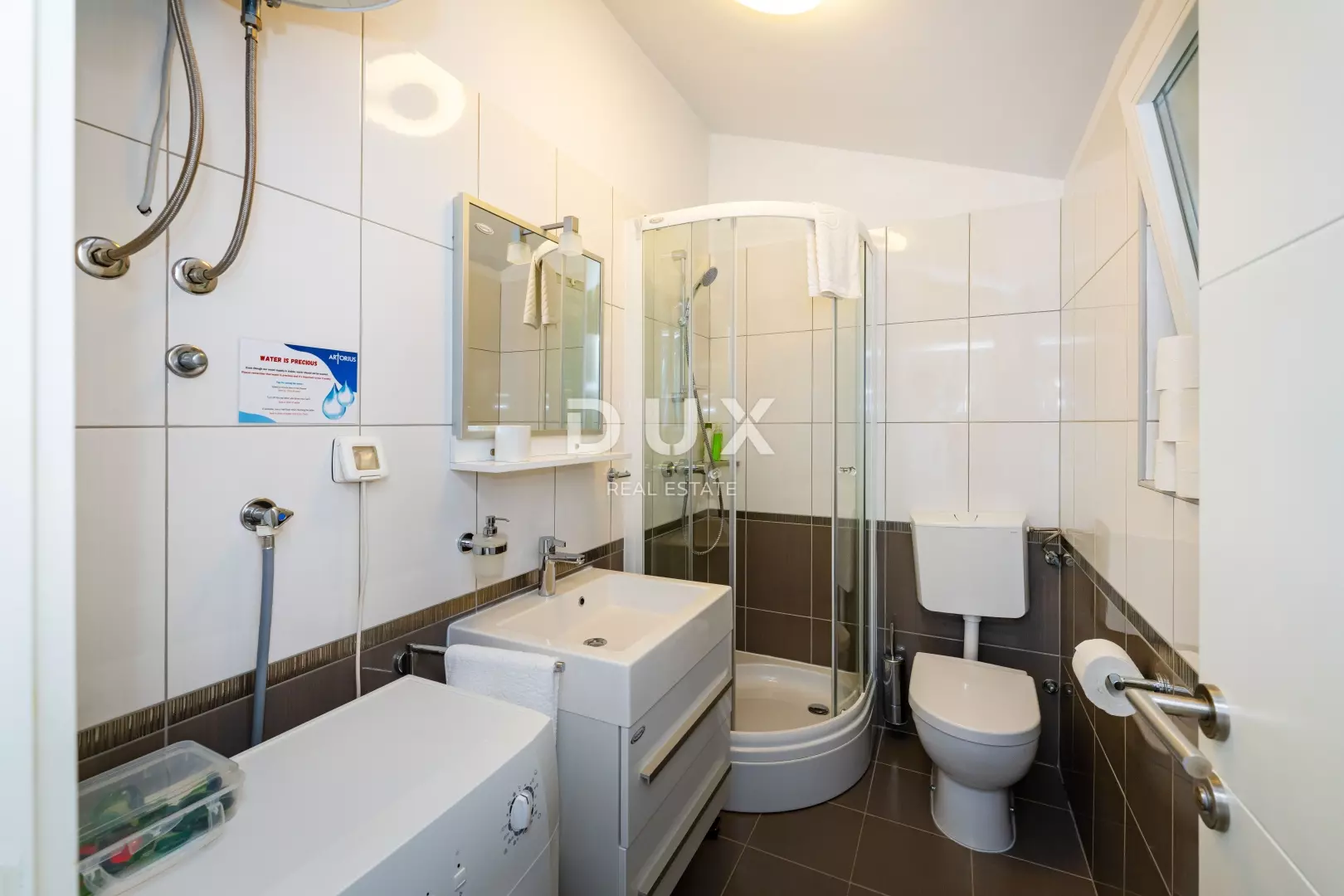 5-bedroom Detached House In Veli Iž, Croatia (208 M²)