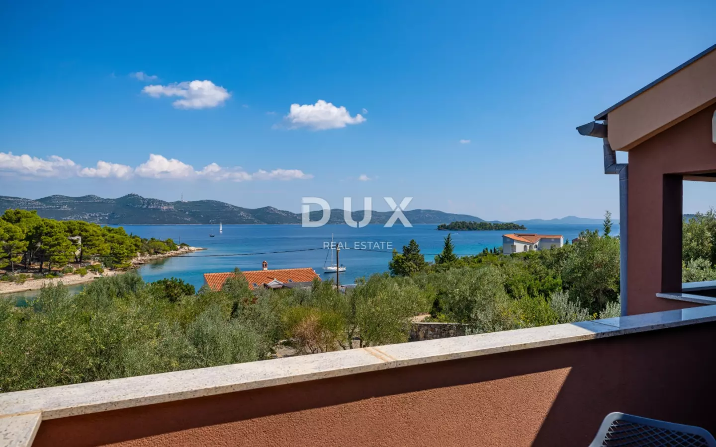 5-bedroom Detached House In Veli Iž, Croatia (208 M²)