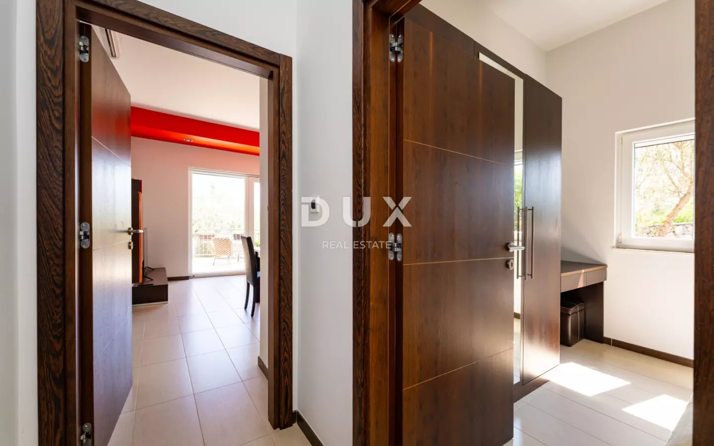 5-bedroom Detached House In Veli Iž, Croatia (208 M²)