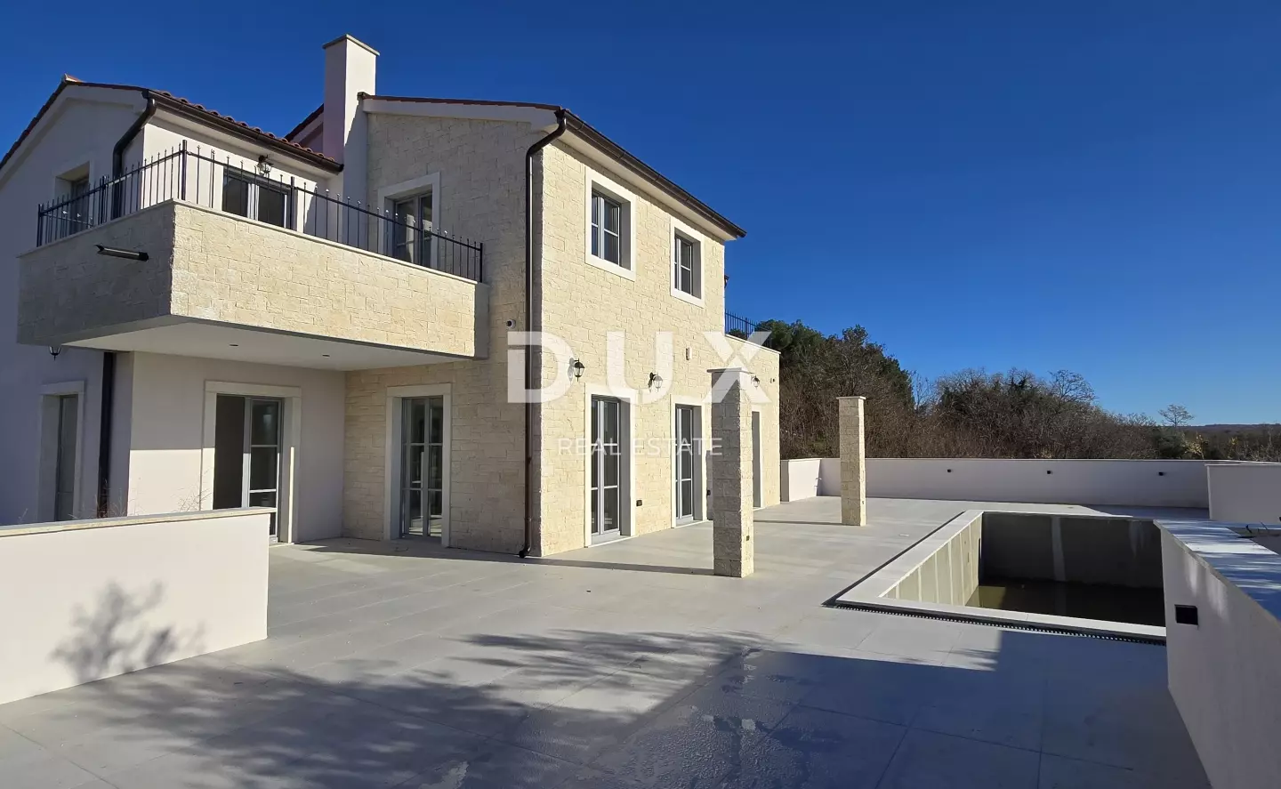5-bedroom Villa In Poreč, Croatia (303,1 M²)
