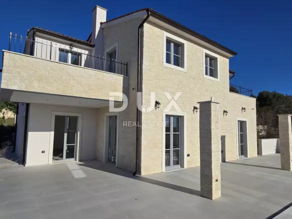 5-bedroom Villa In Poreč, Croatia (303,1 M²)