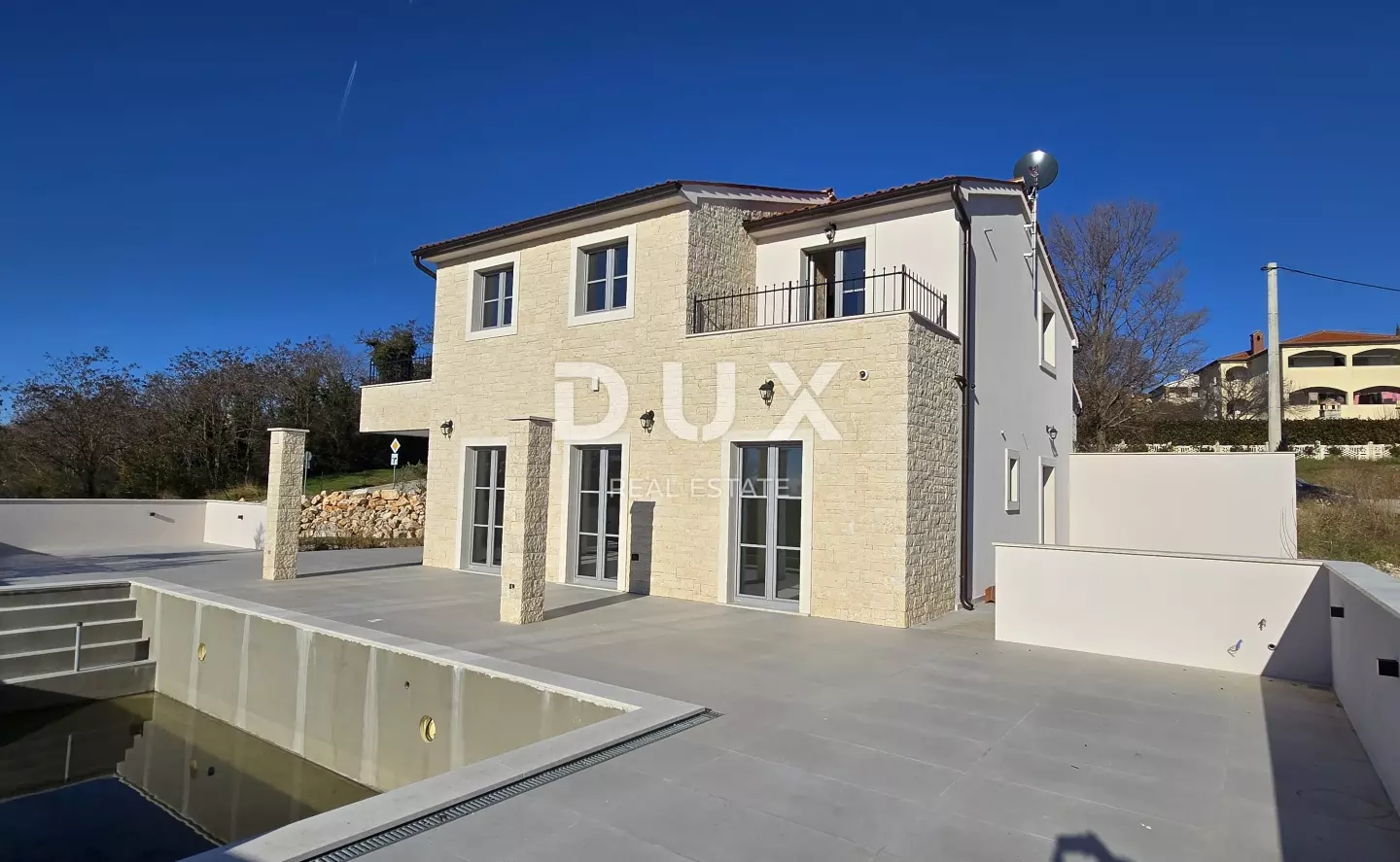5-bedroom Villa In Poreč, Croatia (303,1 M²)