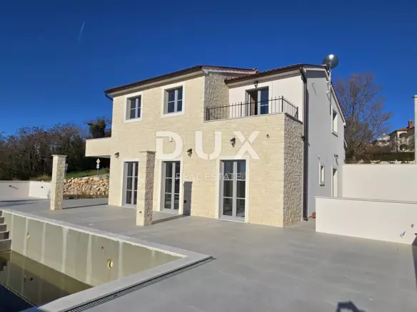 5-bedroom Villa In Poreč, Croatia (303,1 M²)