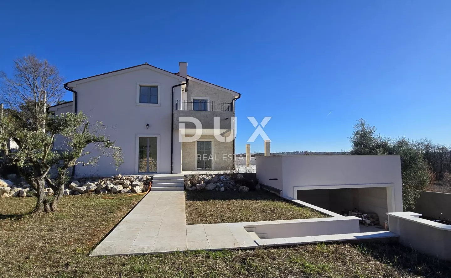 5-bedroom Villa In Poreč, Croatia (303,1 M²)