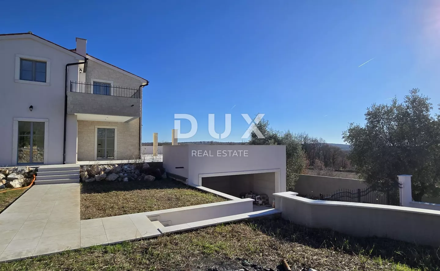 5-bedroom Villa In Poreč, Croatia (303,1 M²)
