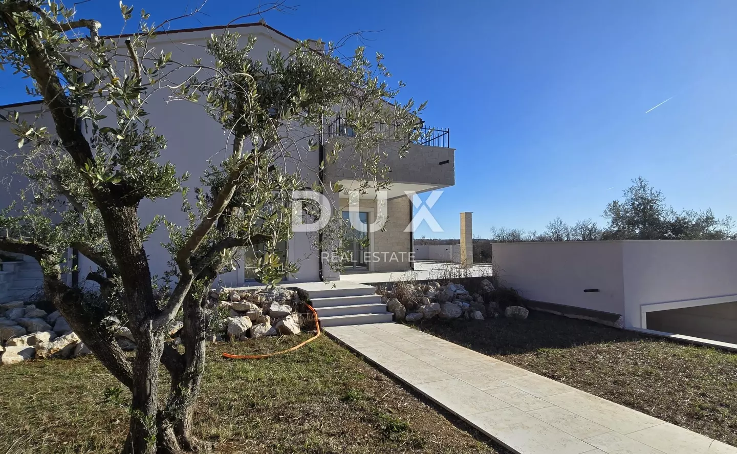 5-bedroom Villa In Poreč, Croatia (303,1 M²)