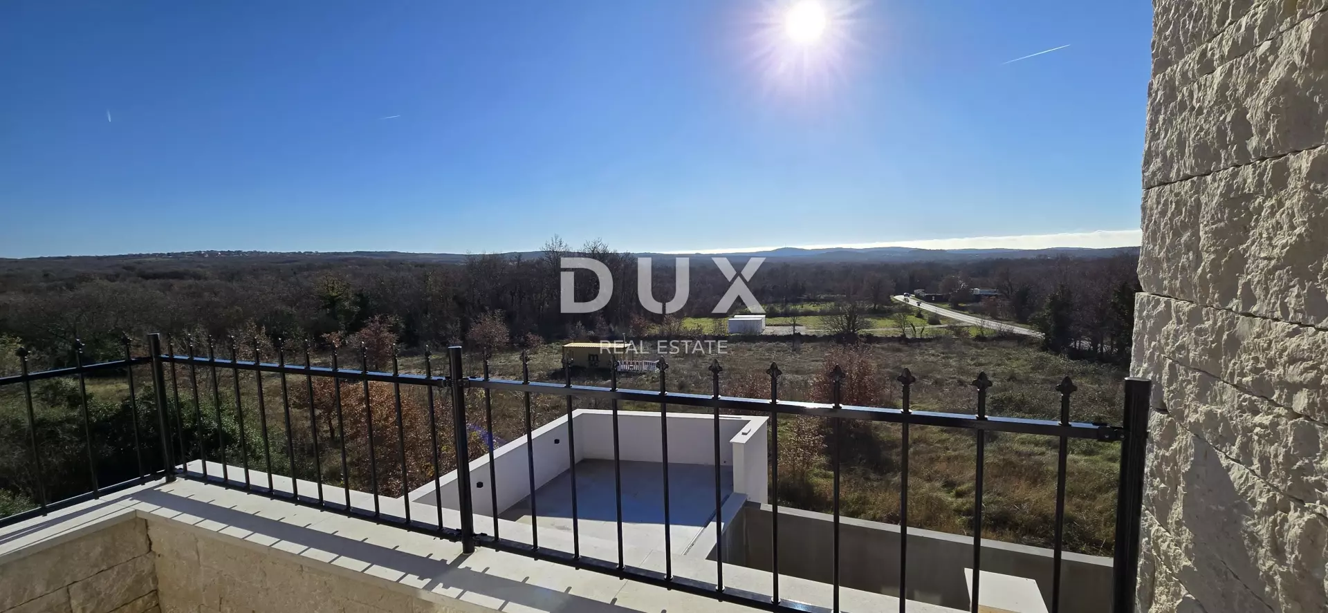 1767085525_1000152956-e4acf7 5-bedroom Villa In Poreč, Croatia (303,1 M²)