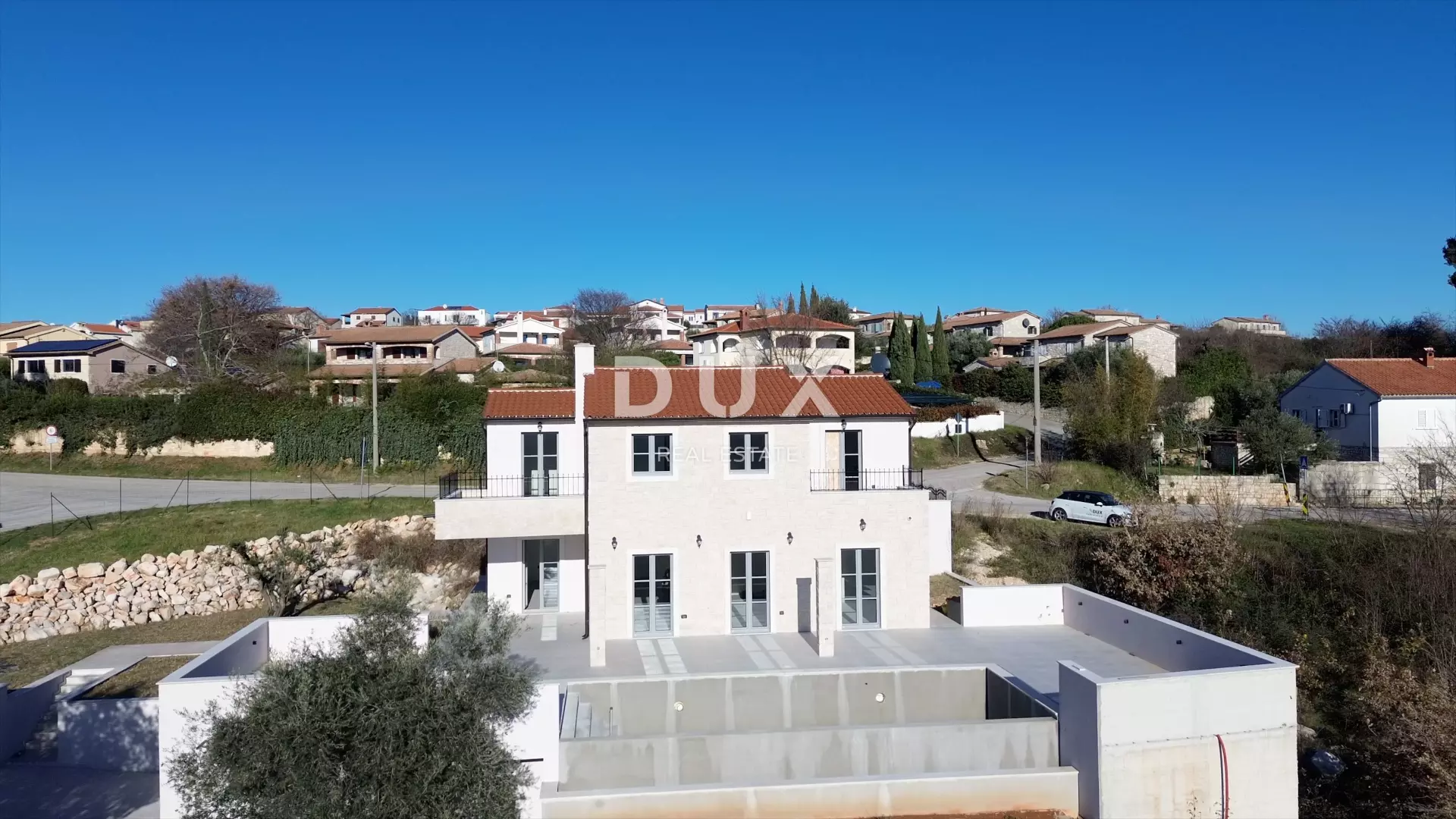 1767884704_2-1d1161 5-bedroom Villa In Poreč, Croatia (303,1 M²)
