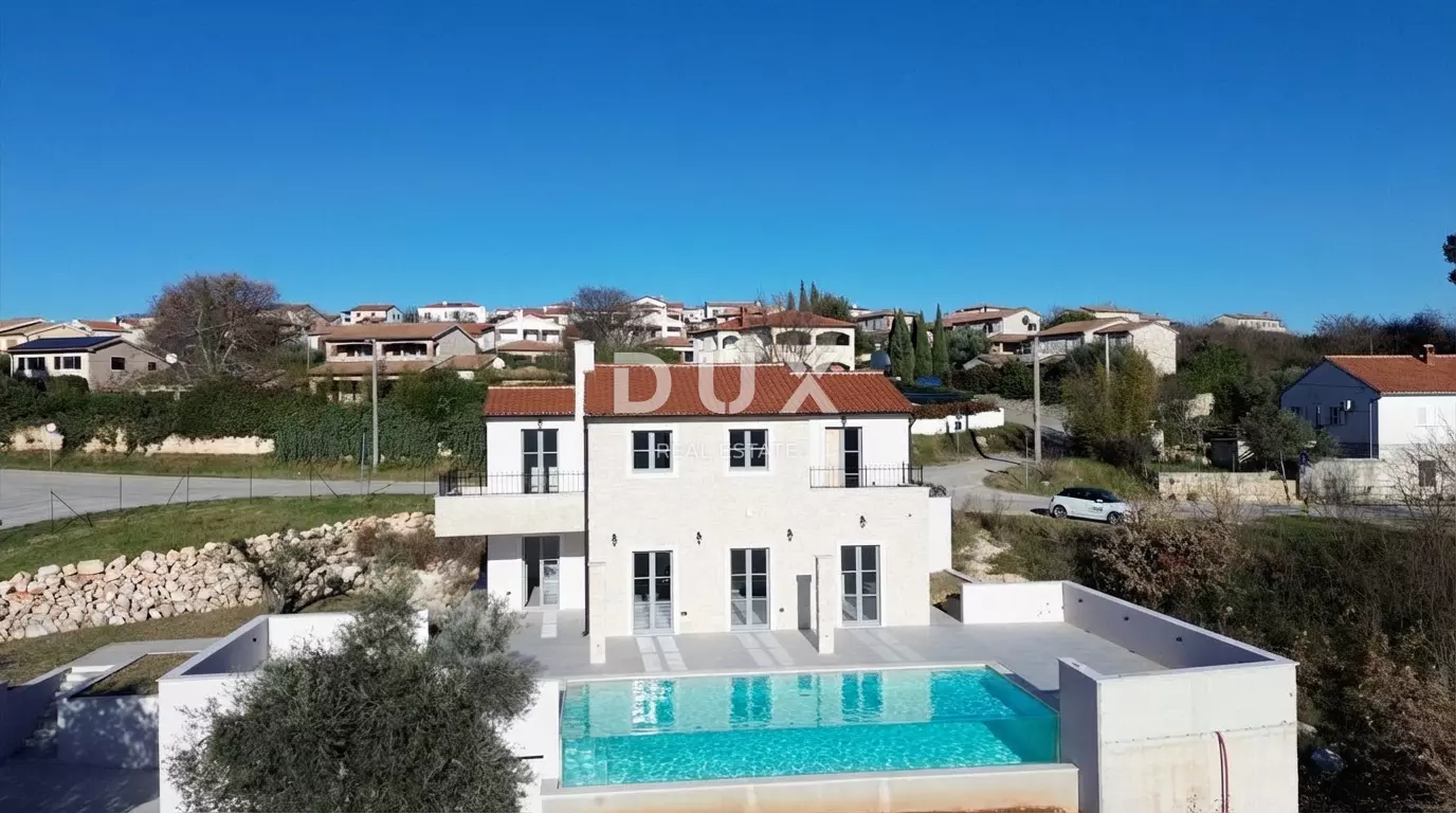 5-bedroom Villa In Poreč, Croatia (303,1 M²)