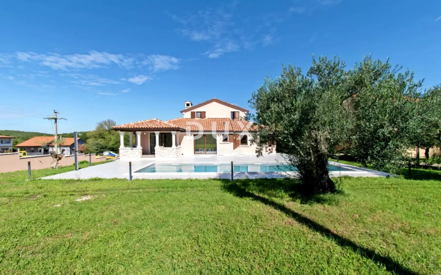 4-bedroom Detached House In Vrsar, Croatia (400 M²)