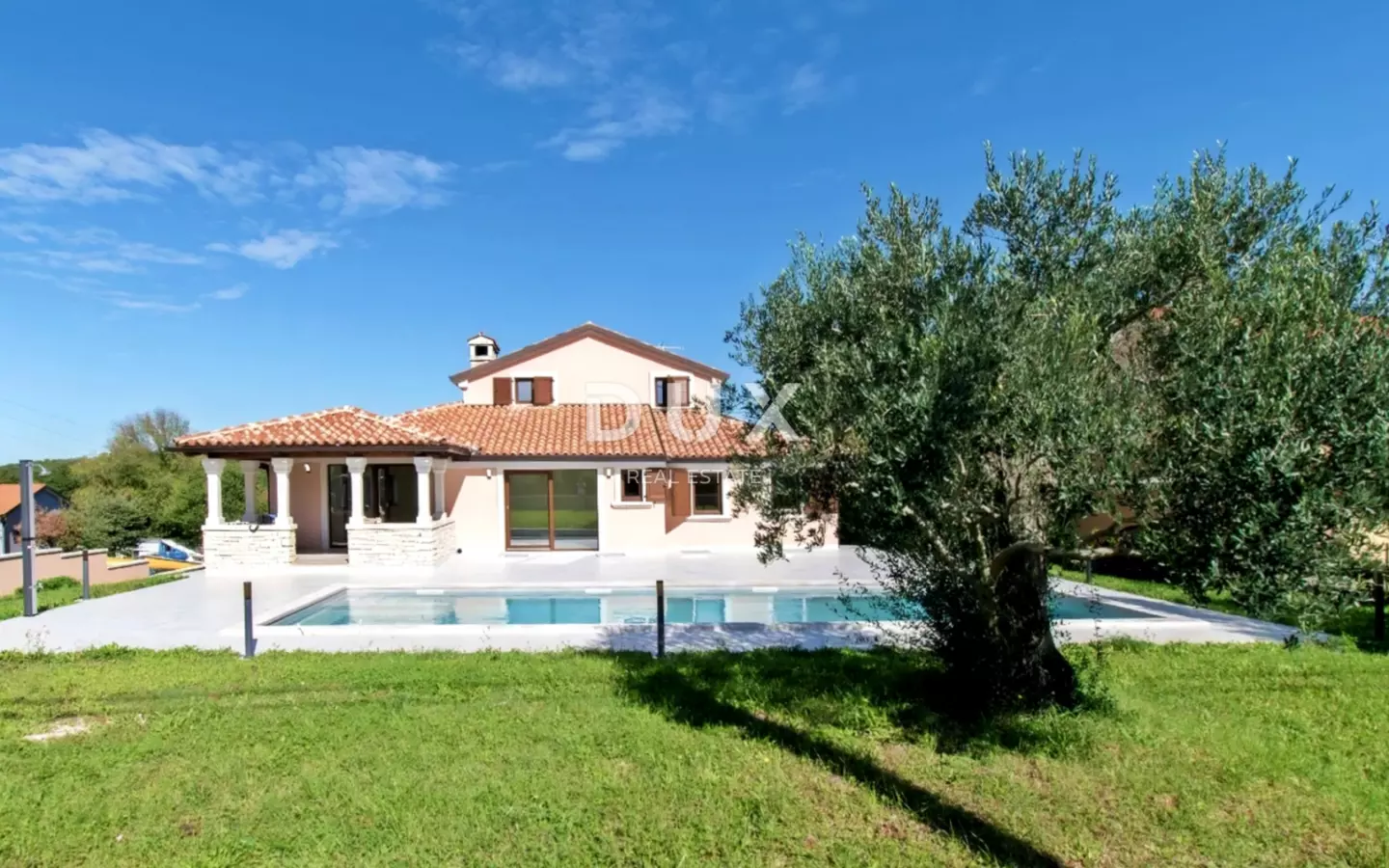 4-bedroom Detached House In Vrsar, Croatia (400 M²)