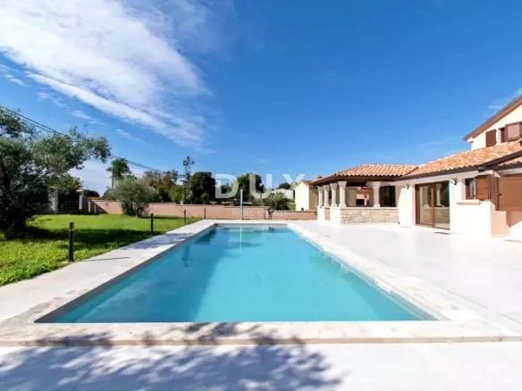 4-bedroom Detached House In Vrsar, Croatia (400 M²)