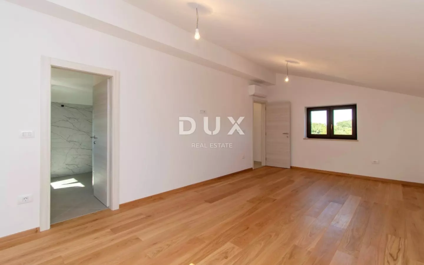 4-bedroom Detached House In Vrsar, Croatia (400 M²)