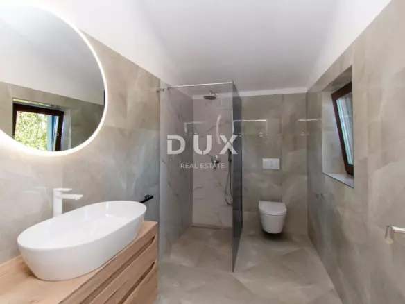 4-bedroom Detached House In Vrsar, Croatia (400 M²)