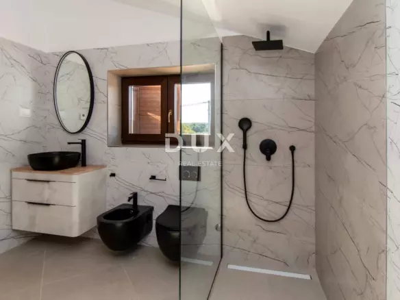 4-bedroom Detached House In Vrsar, Croatia (400 M²)