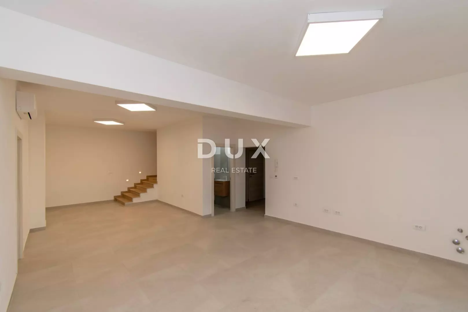1776003976_croatia-istria-real-estate-for-sale-756-3bd05a 4-bedroom Detached House In Vrsar, Croatia (400 M²)