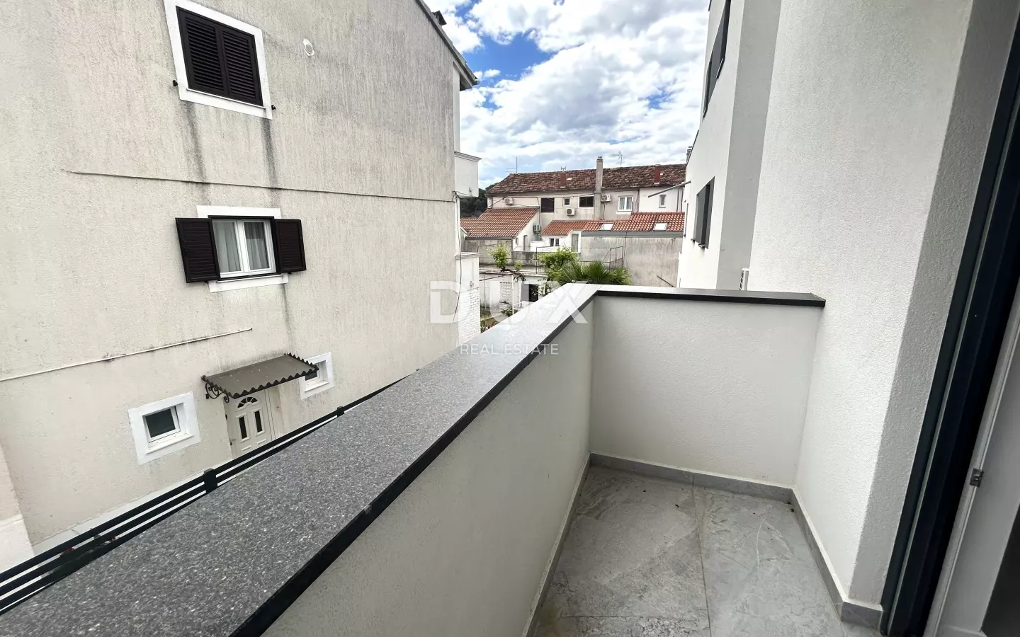 3-bedroom Apartment In Vodice, Croatia (105 M²)