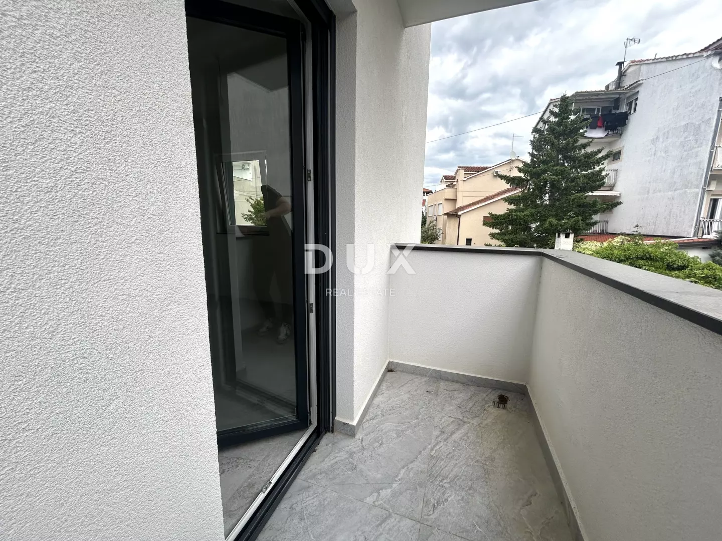 1778591235_balkon-vodice-novogradnja-dux-sibenik-e5f55c 3-bedroom Apartment In Vodice, Croatia (105 M²)
