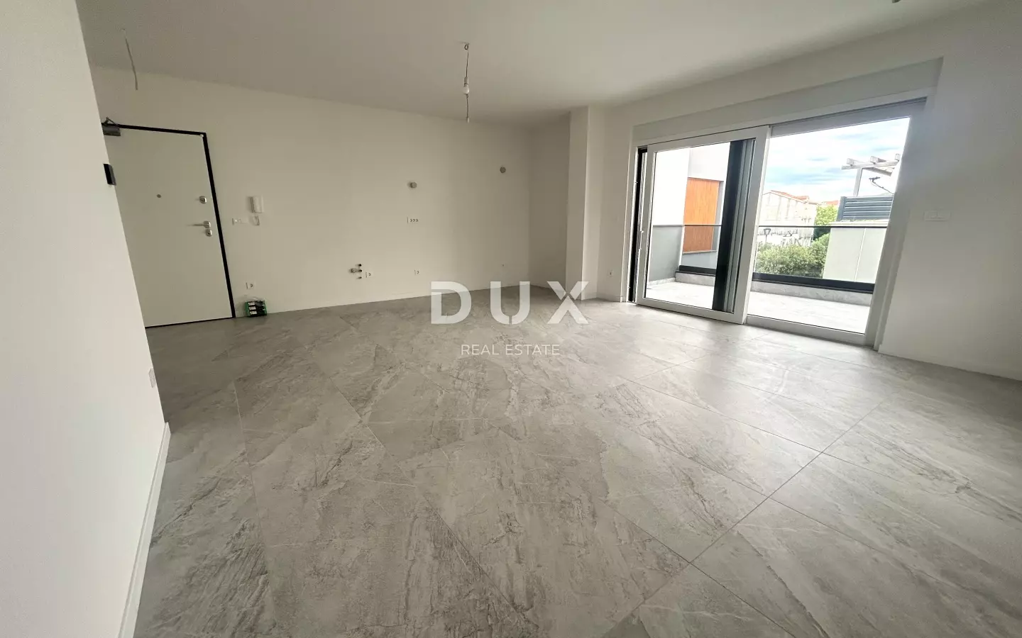 3-bedroom Apartment In Vodice, Croatia (105 M²)