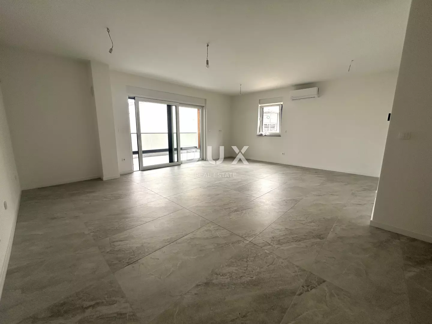 1778591243_dnevni-prostor-penthouse-vodice_dux-sibenik-ed2751 3-bedroom Apartment In Vodice, Croatia (105 M²)